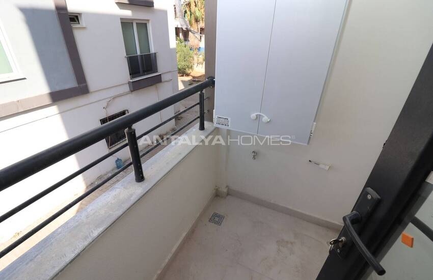 Middle Floor Apartments in a Prime Location Mersin Yenisehir 12