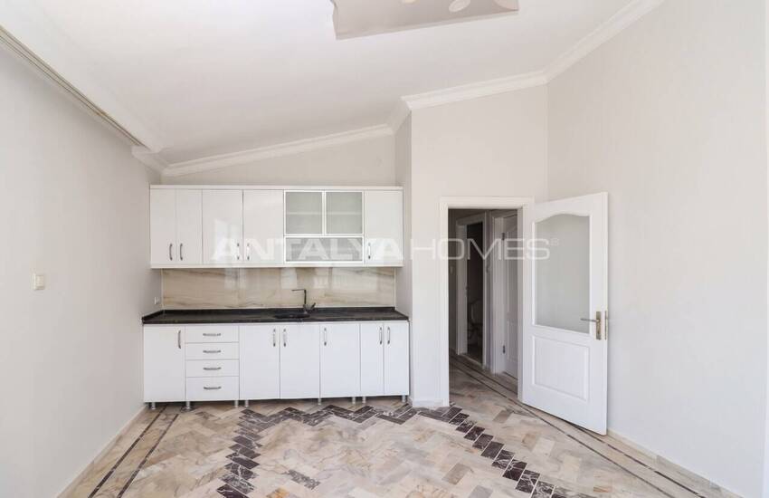 Sea-view Duplex Apartment for Sale in Mersin Mezitli 32