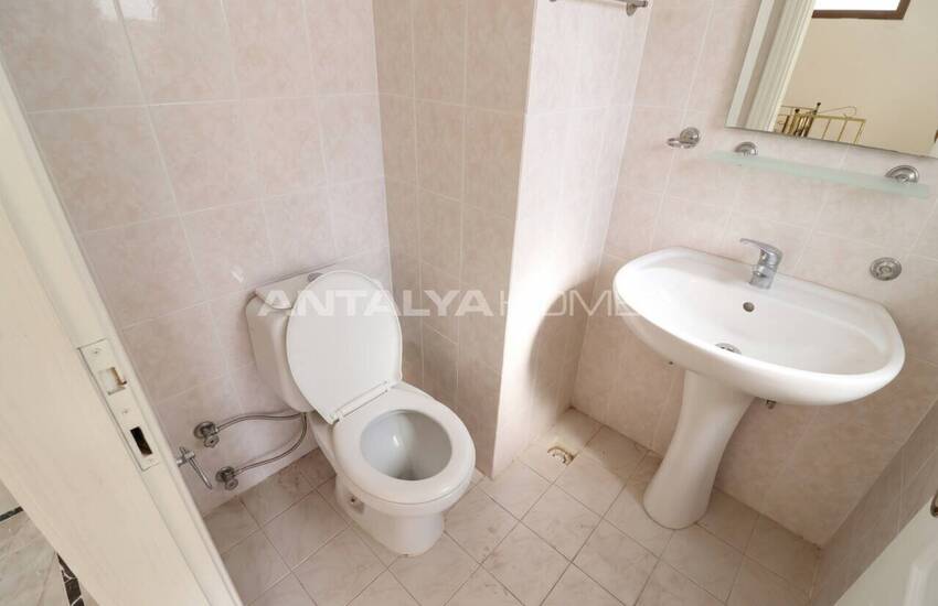Sea-view Duplex Apartment for Sale in Mersin Mezitli 57