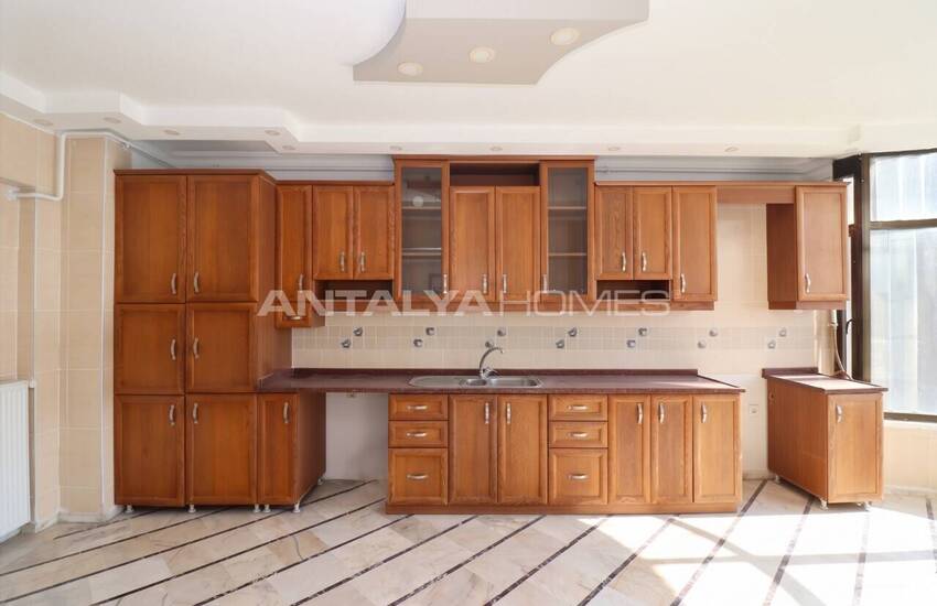 Sea-view Duplex Apartment for Sale in Mersin Mezitli 27