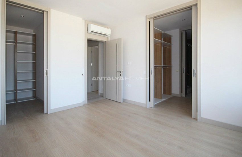 Lara Houses Close to the Shopping Malls in Antalya 17