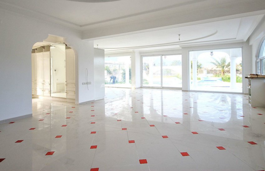Luxury Kemer Villa for Sale in Antalya 11