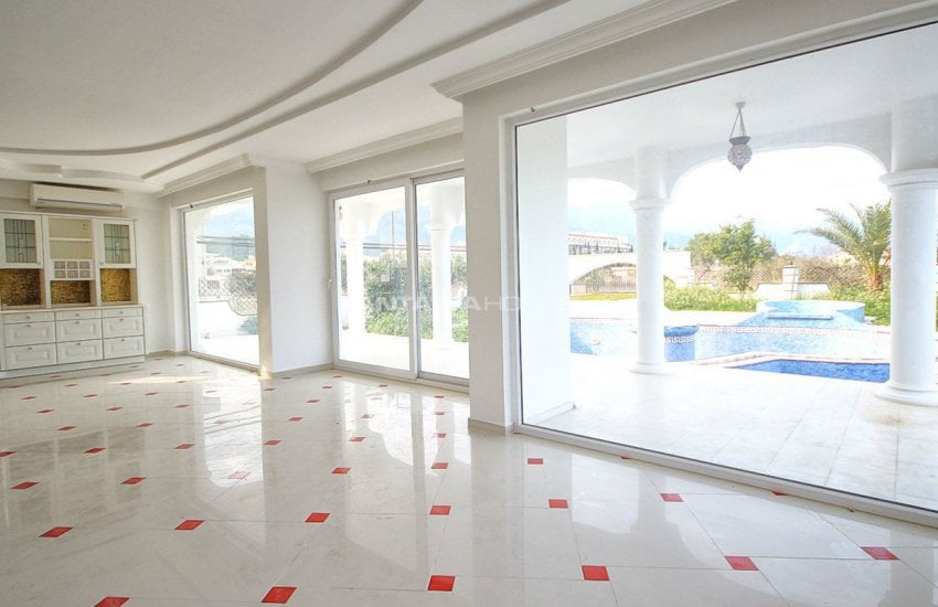 Luxury Kemer Villa for Sale in Antalya 12