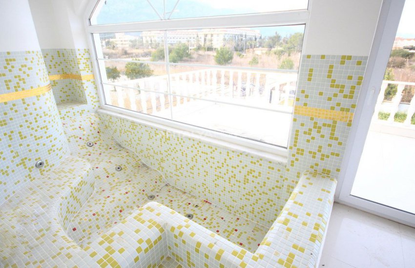 Luxury Kemer Villa for Sale in Antalya 18