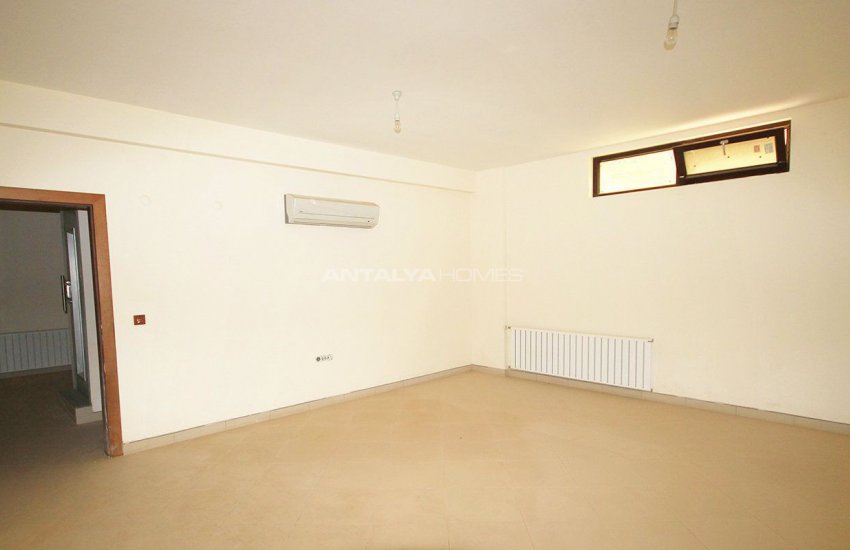 Rymlig Villa Med Utsikt Över Skogen I Antalya 25