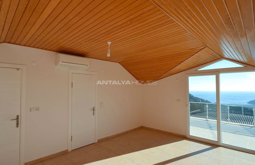 Sea View 5+1 Villa in Alanya with Rich Features 22