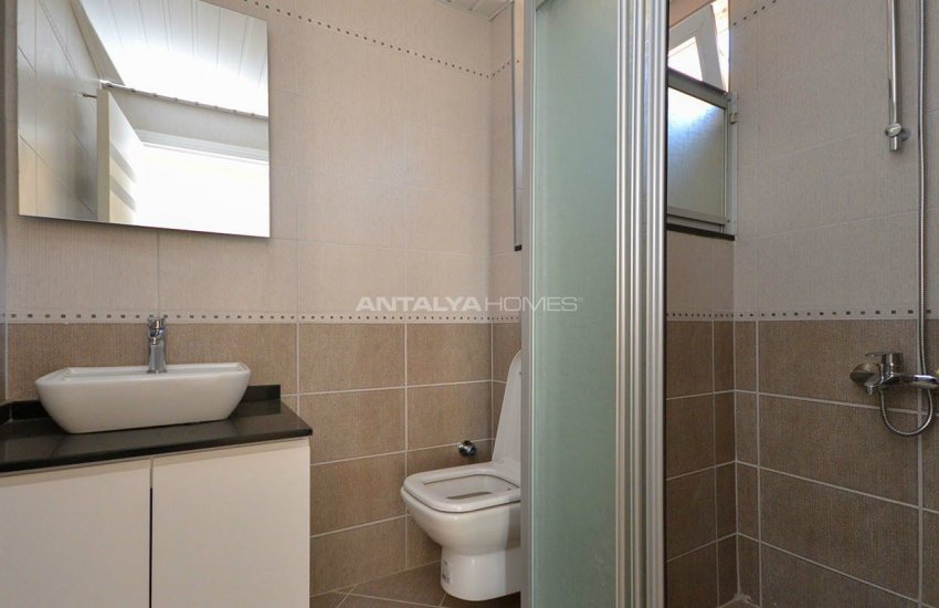 Sea View 5+1 Villa in Alanya with Rich Features 16