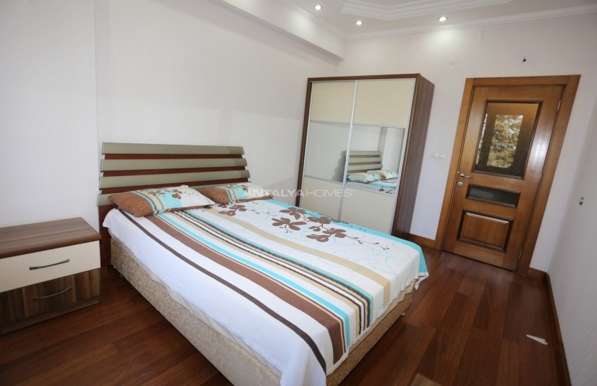 Duacı'da Doğayla İç İçe Özel Havuzlu Satılık Villa 34