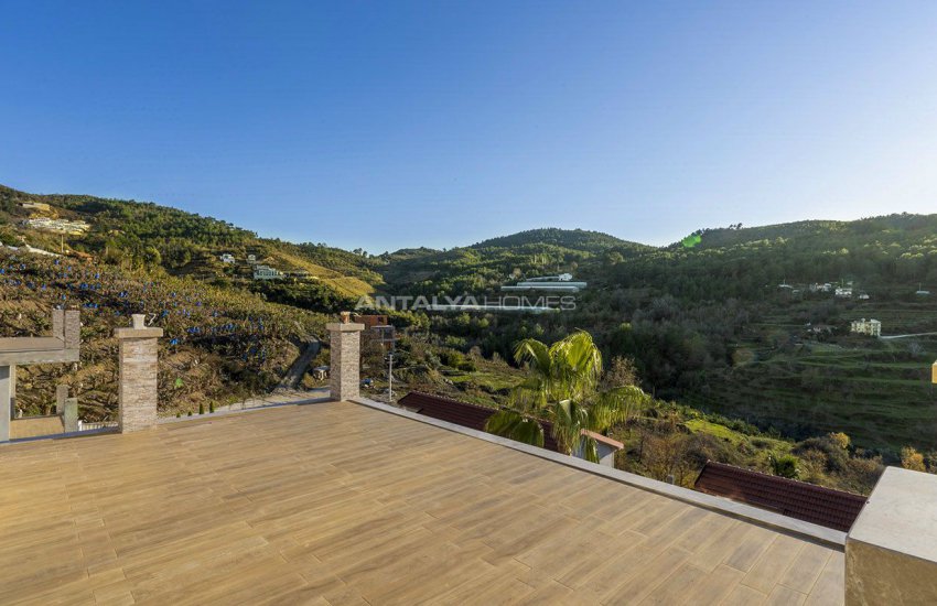 فلل بإطلالة بانورامية على البحر والطبيعة في كارجيجاك ألانيا 35