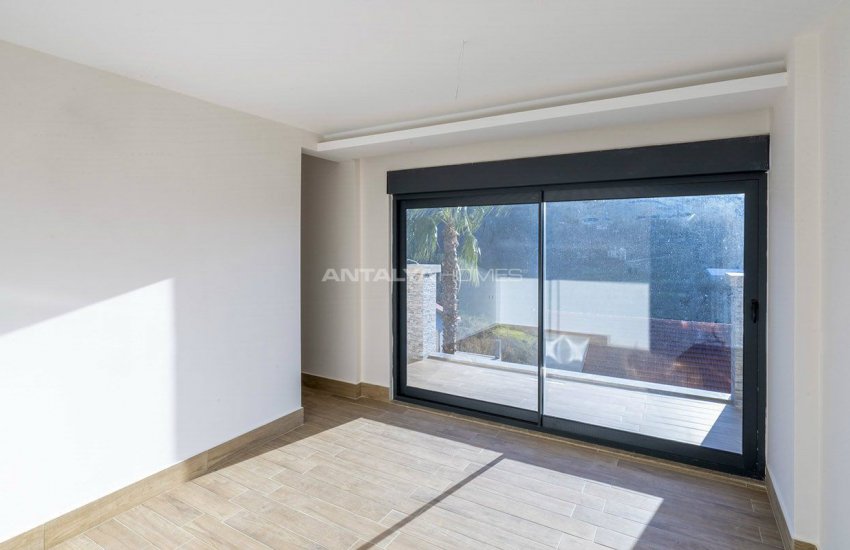 فلل بإطلالة بانورامية على البحر والطبيعة في كارجيجاك ألانيا 21