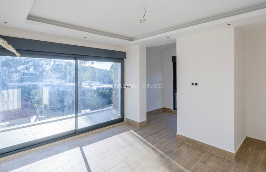 فلل بإطلالة بانورامية على البحر والطبيعة في كارجيجاك ألانيا 25