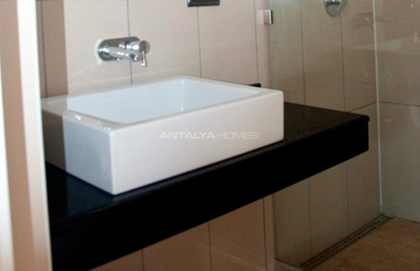 Functional Houses in the Desirable Location of Konyaalti 12