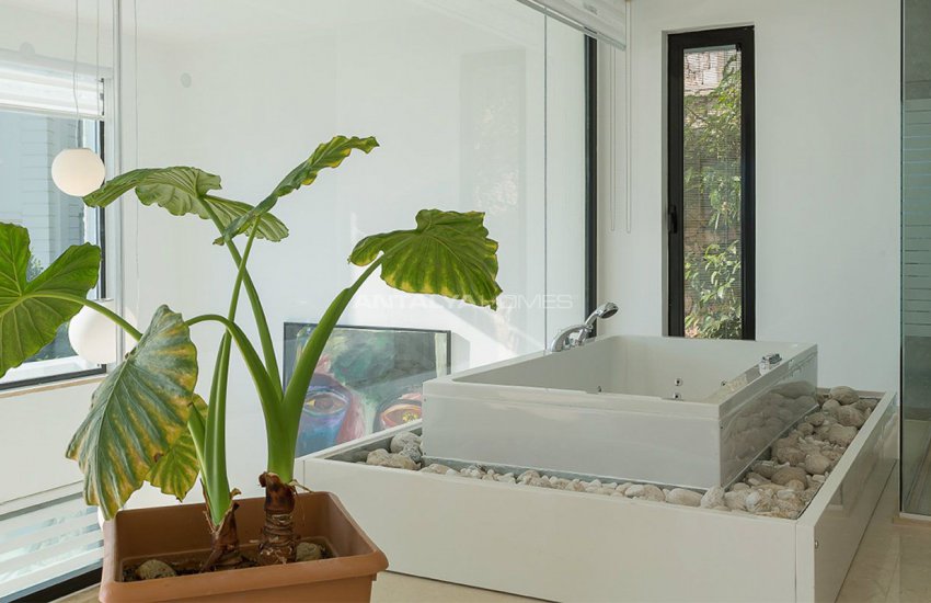 Furnished Kalkan Real Estate with Private Infinity Pool 28