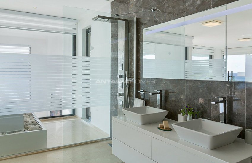 Furnished Kalkan Real Estate with Private Infinity Pool 29