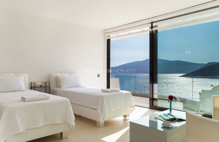 Furnished Kalkan Real Estate with Private Infinity Pool 32