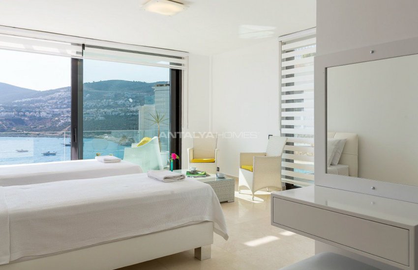 Furnished Kalkan Real Estate with Private Infinity Pool 33