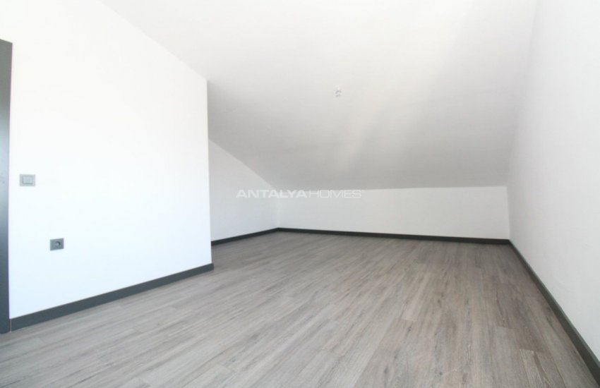 Luxury Duplex Apartment in Antalya with Spacious Rooms 31