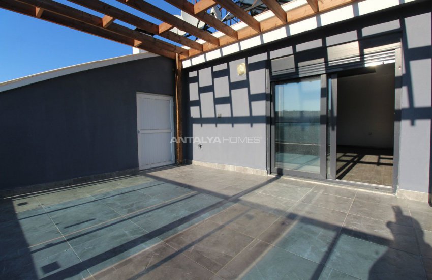 Luxury Duplex Apartment in Antalya with Spacious Rooms 36