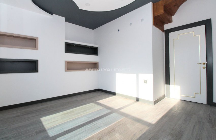 Luxury Duplex Apartment in Antalya with Spacious Rooms 21