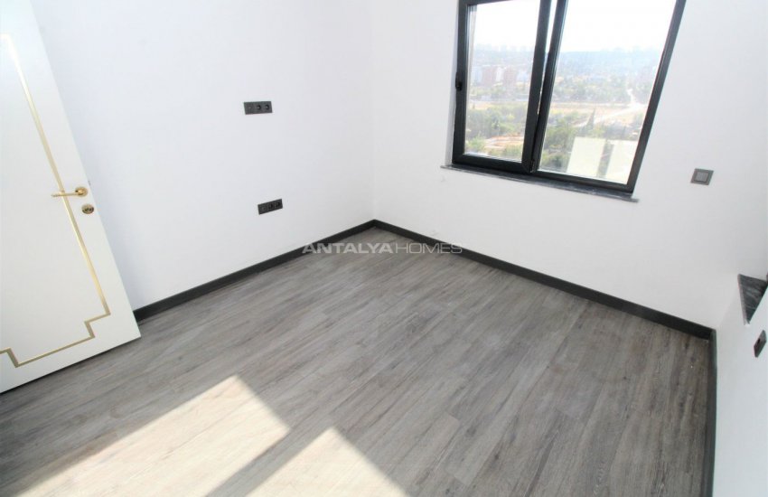 Luxury Duplex Apartment in Antalya with Spacious Rooms 25