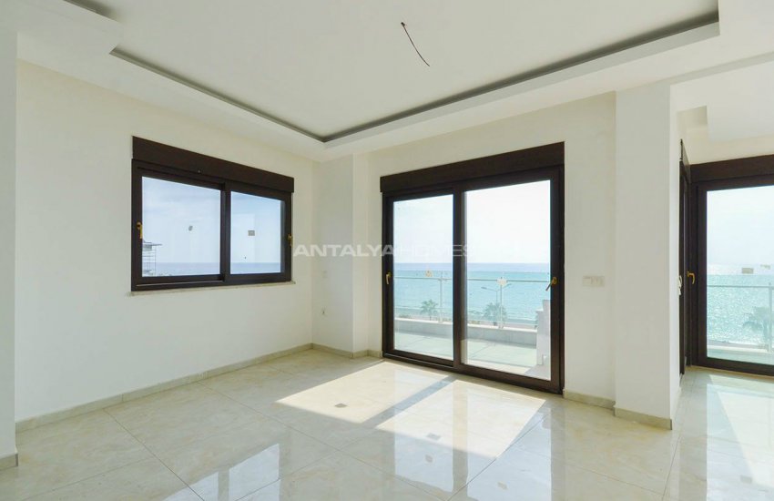 Квартиры на Берегу Моря в Алании в Районе Кестель 12