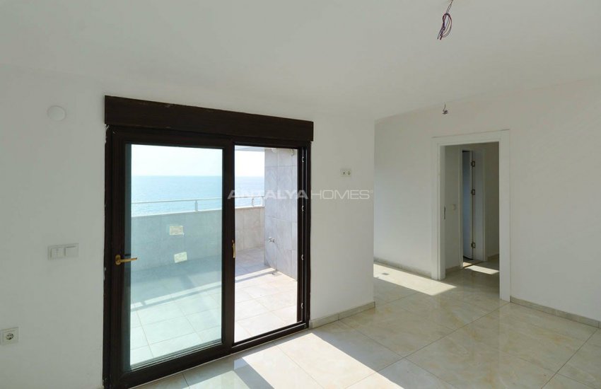 Квартиры на Берегу Моря в Алании в Районе Кестель 21