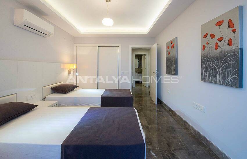 Quality Houses with Magnificent View in Alanya 27