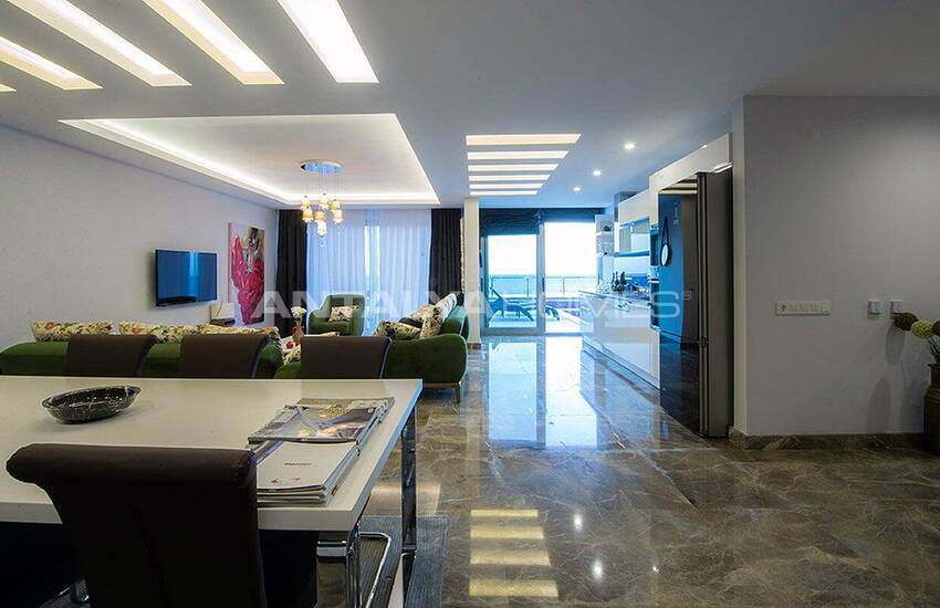 Quality Houses with Magnificent View in Alanya 18