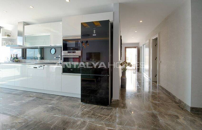 Quality Houses with Magnificent View in Alanya 21