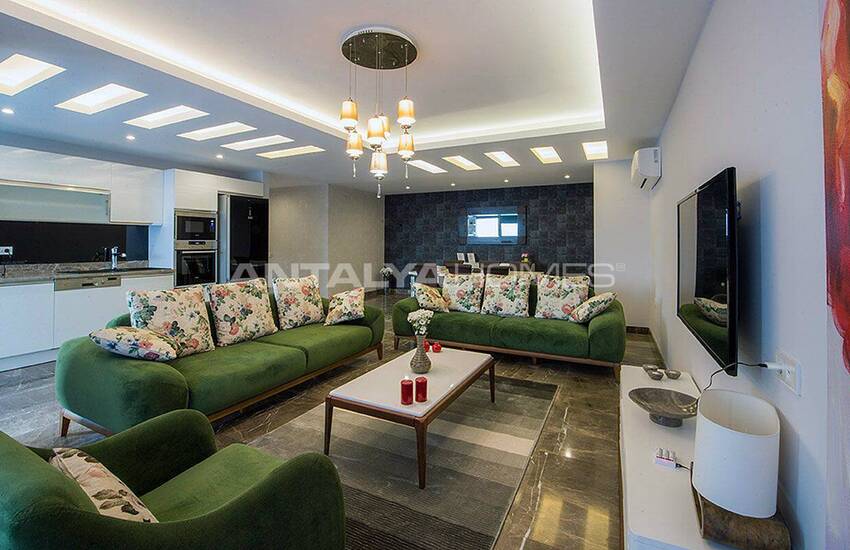 Quality Houses with Magnificent View in Alanya 15