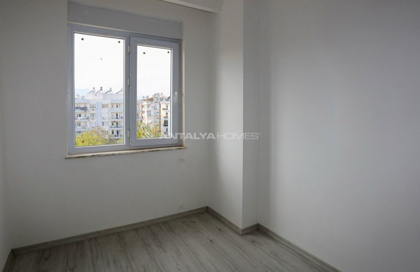 New Build Flats Close to Local Facilities in Antalya Center 21