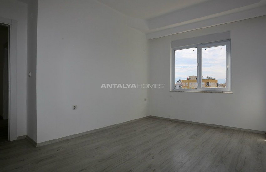 New Build Flats Close to Local Facilities in Antalya Center 24