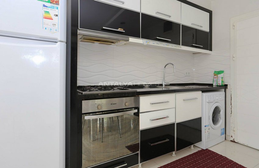 Antalya Property with Roomy Balconies in Konyaalti 19
