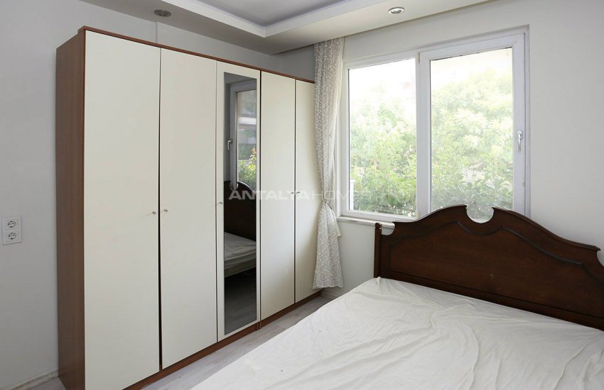 Antalya Property with Roomy Balconies in Konyaalti 22
