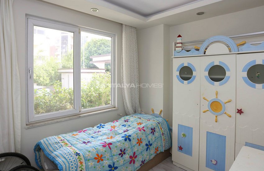 Antalya Property with Roomy Balconies in Konyaalti 24