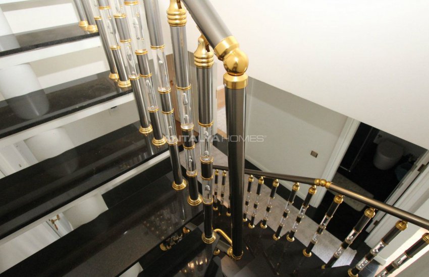 Ready to Move Fully-furnished Apartment in Konyaaltı Antalya 25