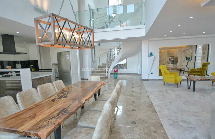 فيلا مطلة على البحر في كالكان مع الأثاث العصري 11