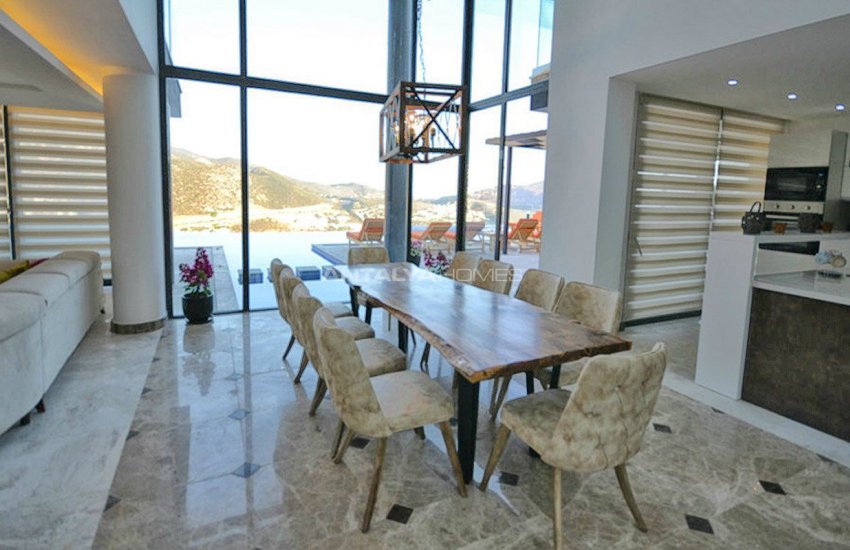 فيلا مطلة على البحر في كالكان مع الأثاث العصري 12