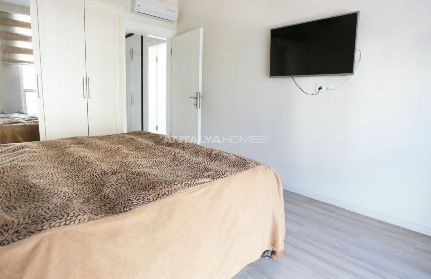 Luxurious Apartments with Mountain View in Konyaalti 20