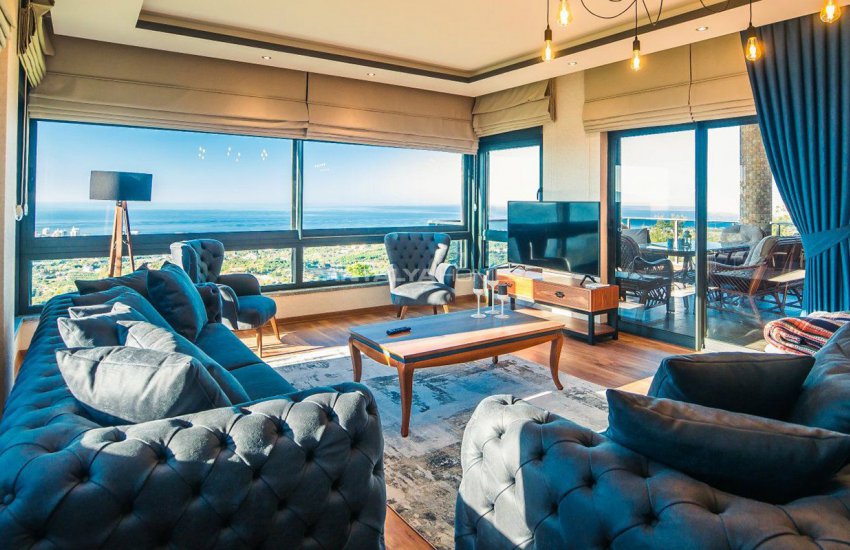 Glorious Sea and Castle View Triplex Villa in Alanya 19