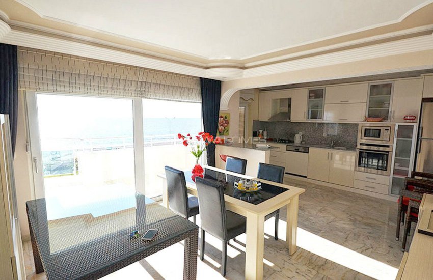 Alanya, Mahmutlar'da Denize Sıfır Satılık Daire 10