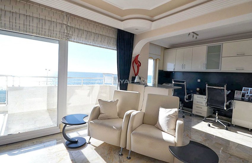 Alanya, Mahmutlar'da Denize Sıfır Satılık Daire 11