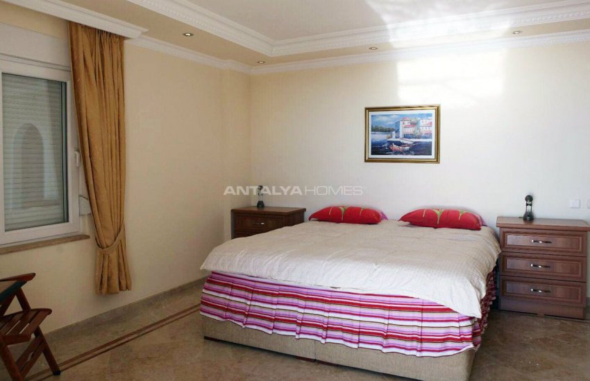 Family-sized Villa with Private Swimming Pool in Alanya 13