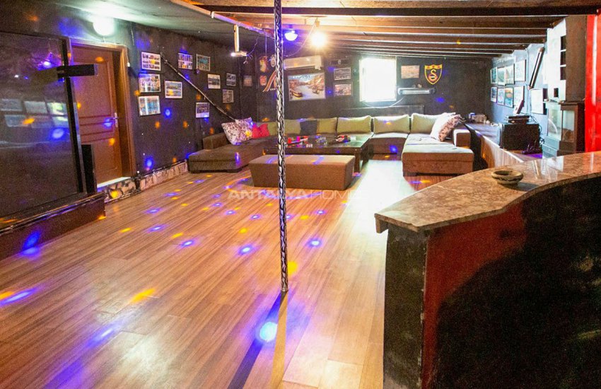 Charming Duplex Villa Surrounded by Nature in Antalya 31