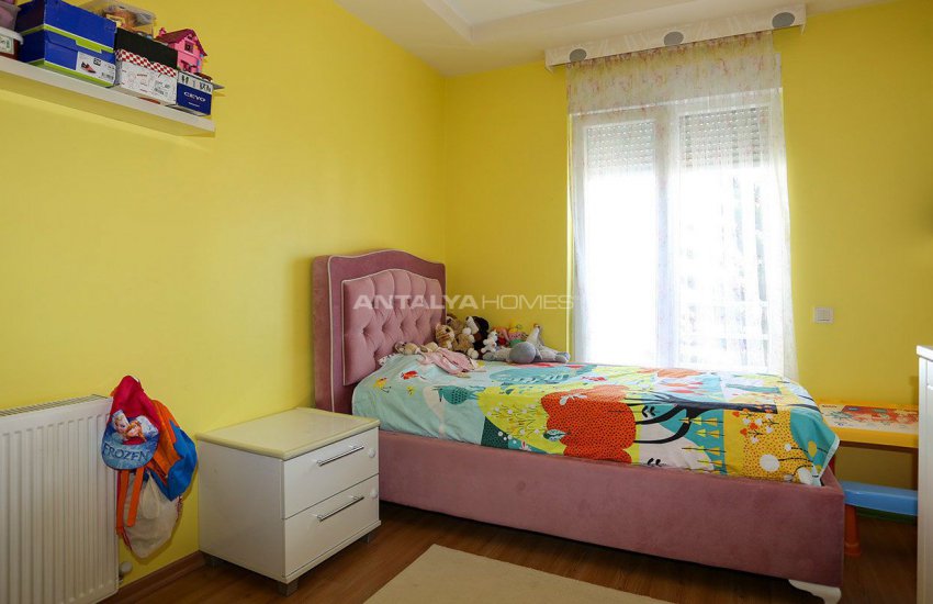 Ready to Move 3+1 Apartment with Natural Gas in Lara Antalya 28