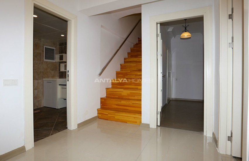 Muratpaşa'da Merkezi Konumda Fiyat Avantajlı Dubleks Daire 28