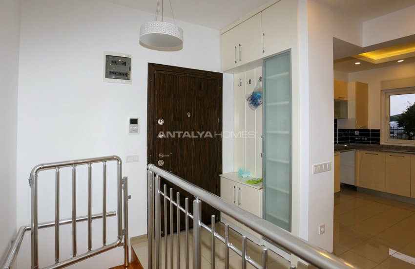 Muratpaşa'da Merkezi Konumda Fiyat Avantajlı Dubleks Daire 30