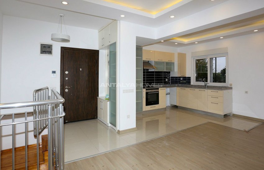 Muratpaşa'da Merkezi Konumda Fiyat Avantajlı Dubleks Daire 22