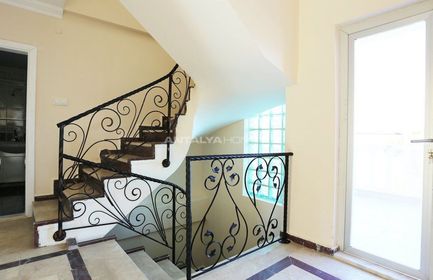 Antalya Belek’te Ortak Bahçeli Müstakil 2 Villa 41