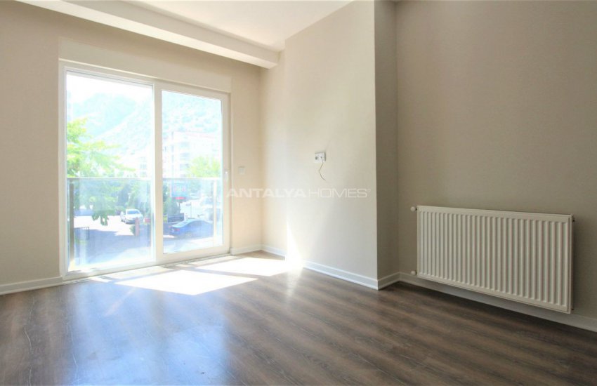 Brand New Spacious Flat for Sale in Hurma Neighborhood Konyaaltı 14